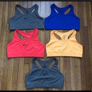 Nike Dri fit sports bra - set of 5